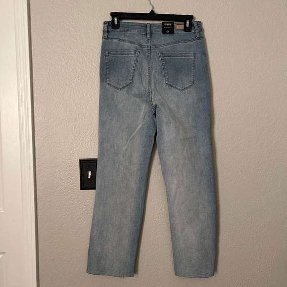 New Blank NYC Ribcage Straight Leg 28 - Picture 4 of 7